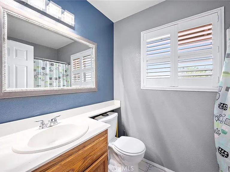10703 Valley Dr — Photo 25