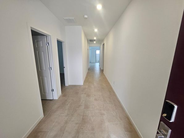 548 W Fremont Pass