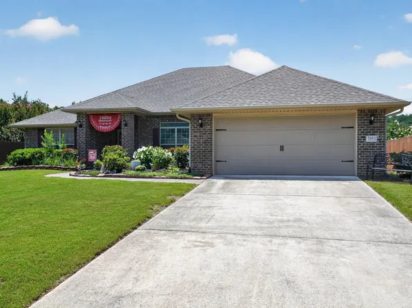 7053 Summerdale Dr, Mc Calla, AL 35111