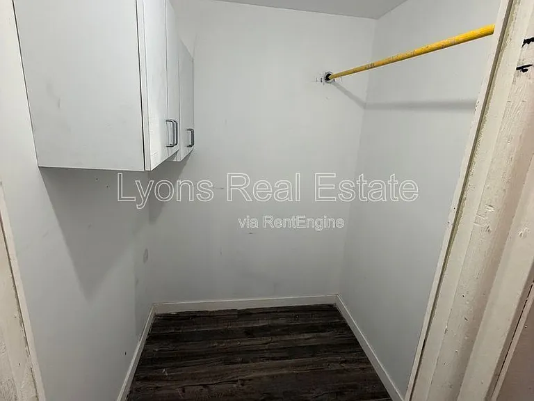 653 Howells Circle Dr #3 — Photo 4