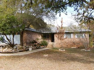 103 Oak Way, Kerrville, TX 78028