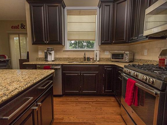 4th image of 120 Dorsch Dr