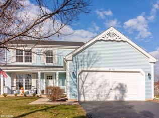 2573 Little Creek Ln, Aurora, IL 60506