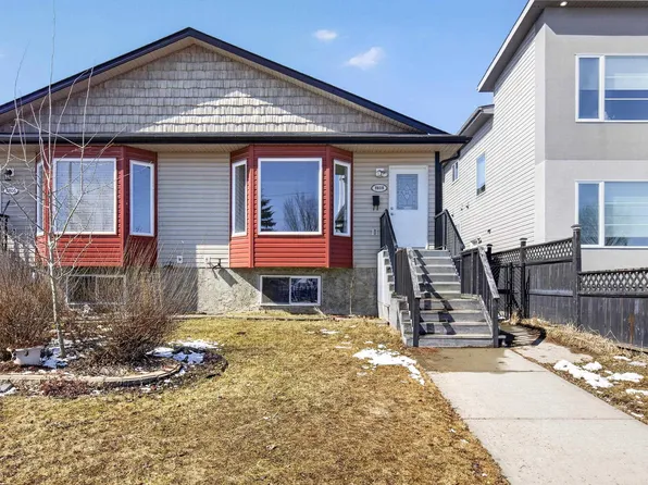 9808 162nd St NW, Edmonton, AB T5P 3L2