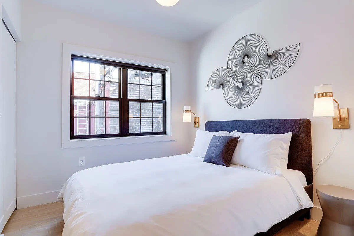 1 bed, 412 sqft, $4,250 — Photo 4