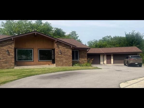 9025 S Chicago Ct #1
