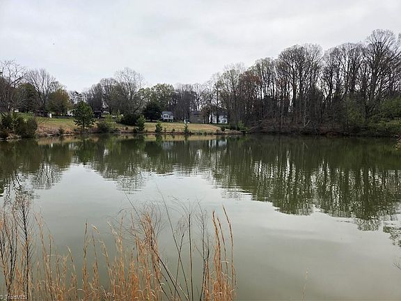 3rd image of 0 Smith Lake Rd