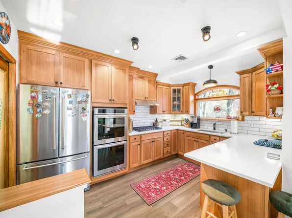 393 Saint Andrews Road image 17 of 40