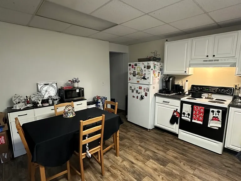 190 Common St #4 — Photo 12