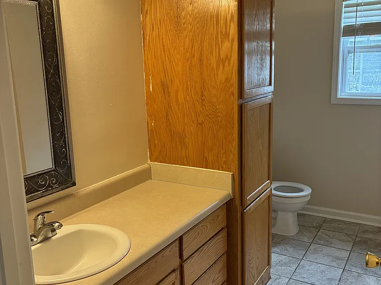 6205 W Forrest St — Photo 10