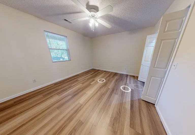 805 S Vicksburg St — Photo 5