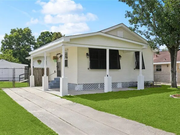 3211 Jackson Blvd, Chalmette, LA 70043