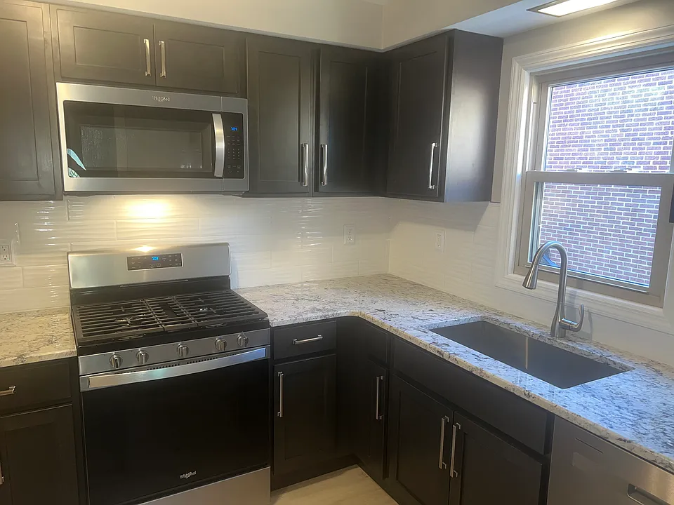 Stove/Microwave