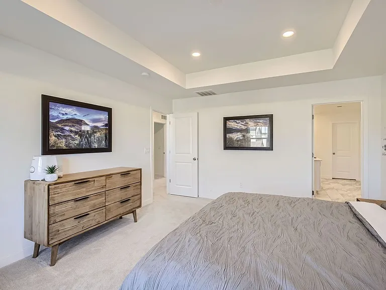 12885 Bay St — Photo 31