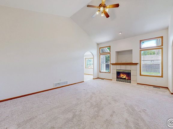 5th image of 374 Blue Azurite Ave