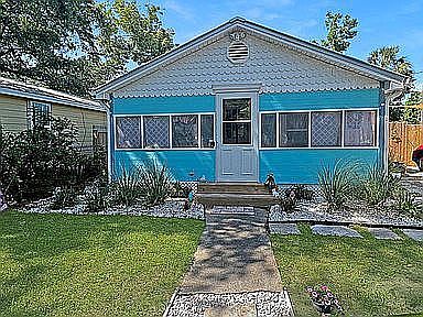 1st image of 539 Duval St