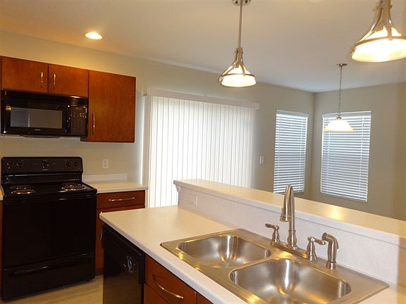 5th image of 2498 Hassonite St