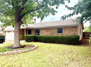 2912 Edgewater Dr, Woodward, OK 73801