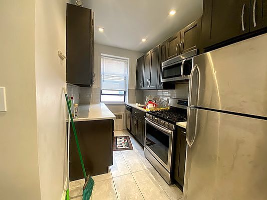 2nd image of 87 Woodruff Ave APT 2A