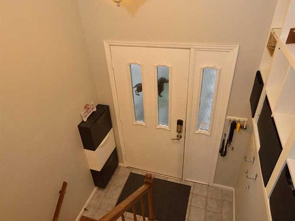 2nd image of 9 Hansbrinker Ct