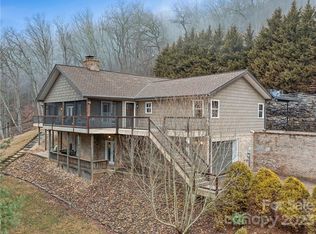 340 Flat Top Mountain Rd, Fairview, NC 28730