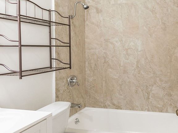4th image of 554 E Brett St #6985074