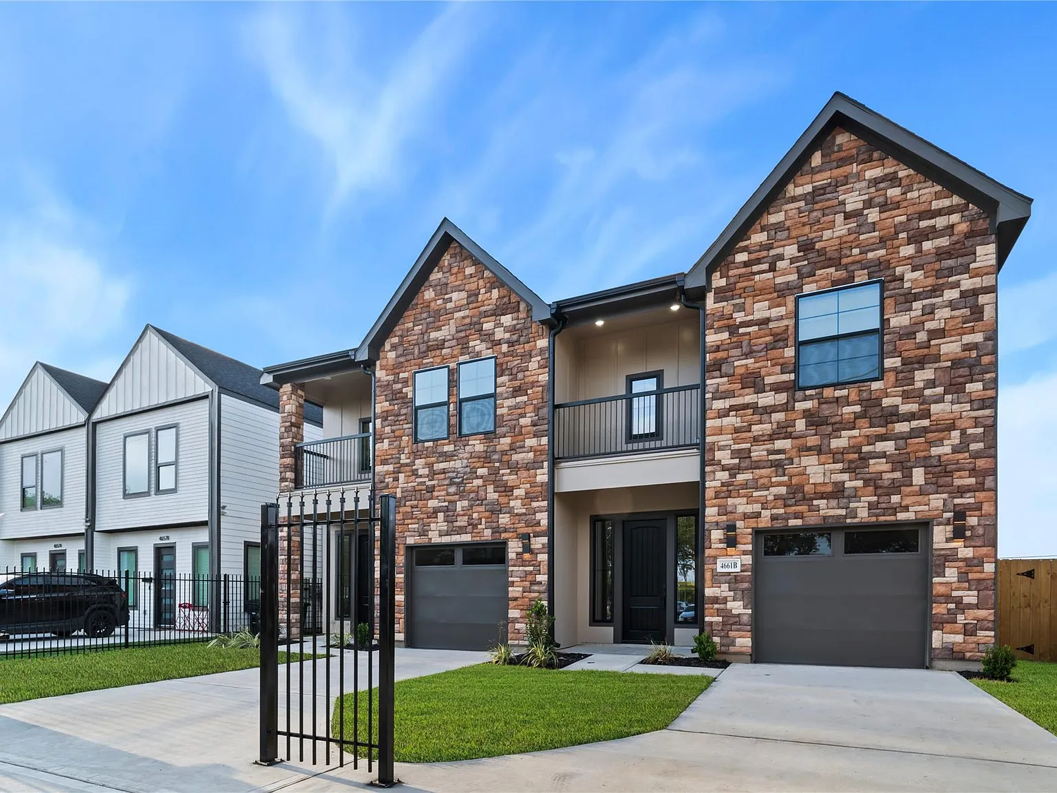 3 bed, 3.5 bath, 2117 sqft, $3,000 — Photo 2