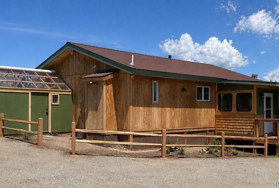 1st image of 3222 Siverd Road