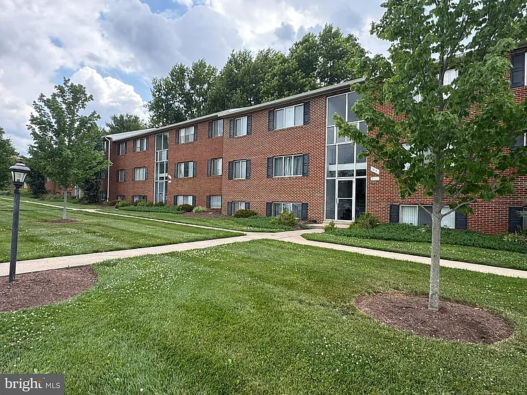 3876 Shadywood Dr #12 — Photo 14