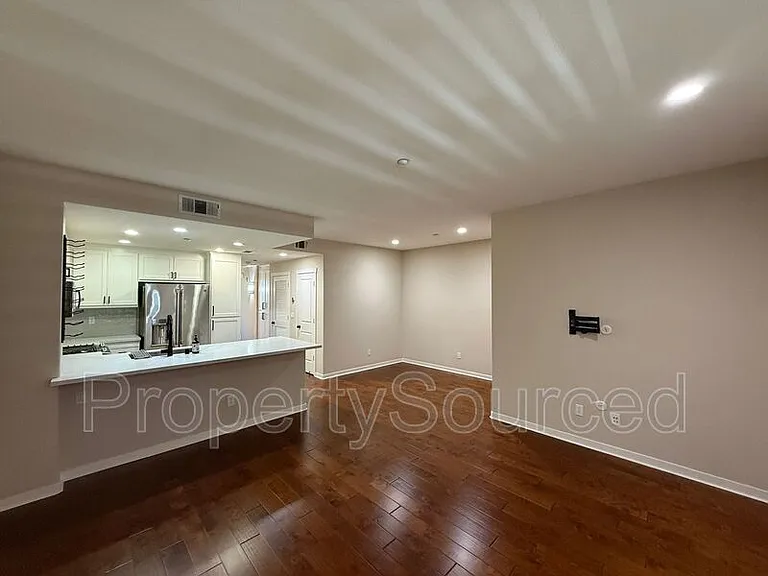 170 N North St #104 — Photo 6