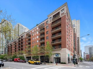 33 W Huron St APT 304, Chicago, IL 60654