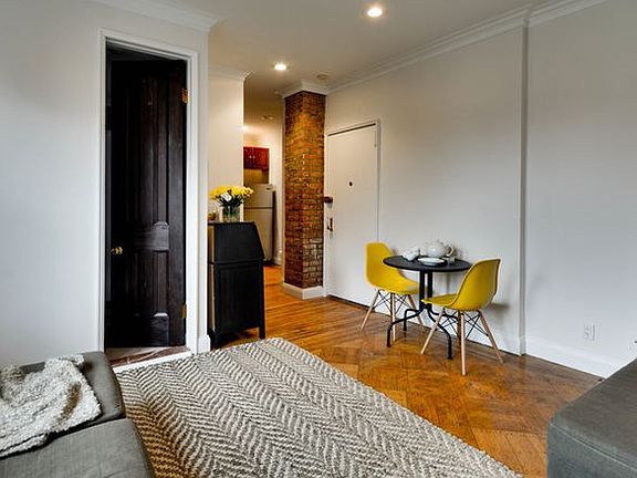 2nd image of 467 Pacific St APT 19