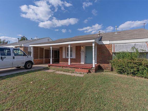 3rd image of 441 Showalter Dr