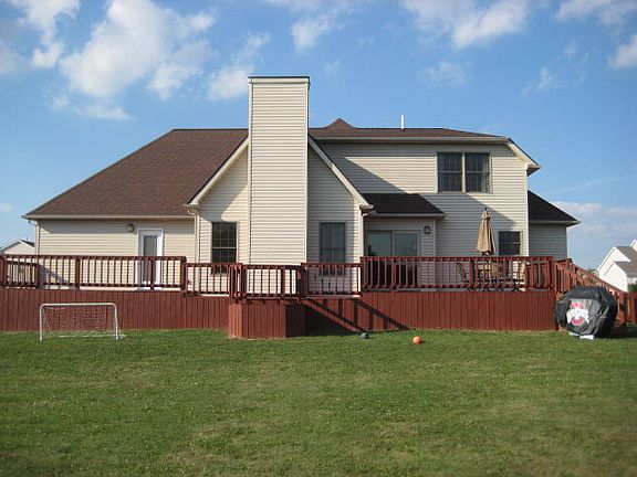 5th image of 483 Sugar Maple Ln