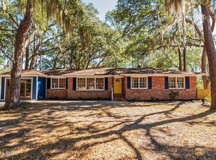 1005 Emily Ln, Beaufort, SC 29902