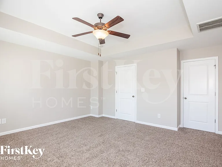 19017 Park Terrace Ln — Photo 8