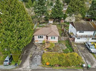 13627 Hilton Rd, Surrey, BC V3R5J5