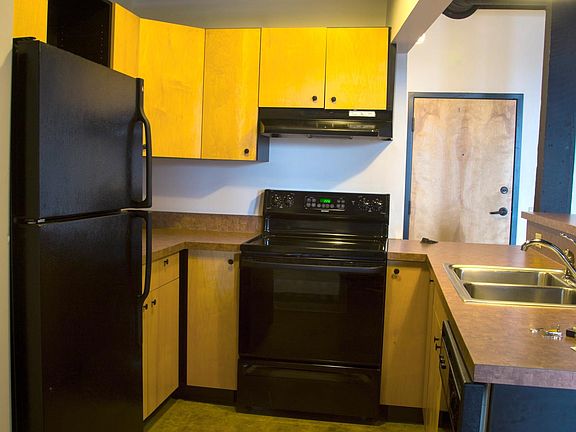 5th image of 2608 Montana Ave APT 201