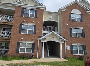 738 Cedar Ct, New Brunswick, NJ