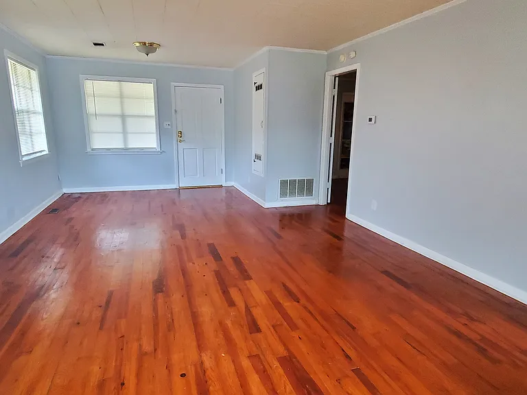 1807 Lakeshore Dr #C — Photo 14