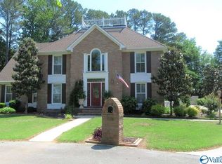 3508 Pinehurst Dr SW, Decatur, AL 35603