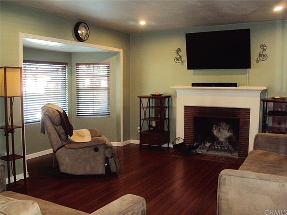 3rd image of 4121 Gangel Ave