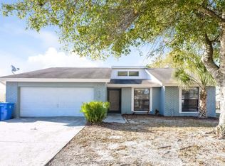 9310 Candlemaker Ct, Tampa, FL 33615