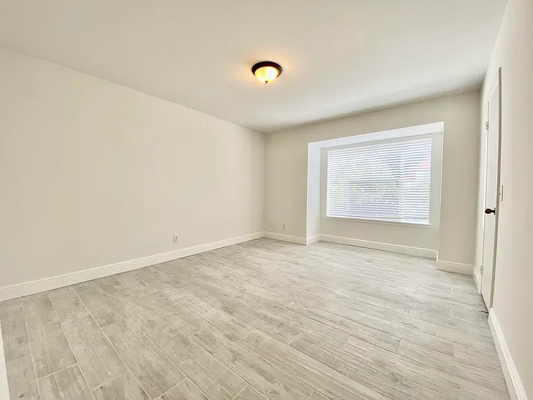 1705 Palm Cove Blvd #201 — Photo 17