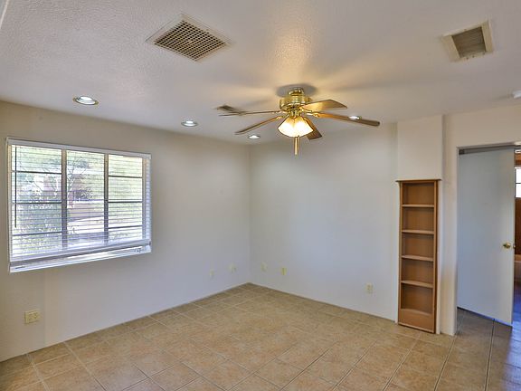 5th image of 1442 E Sunnyside Dr