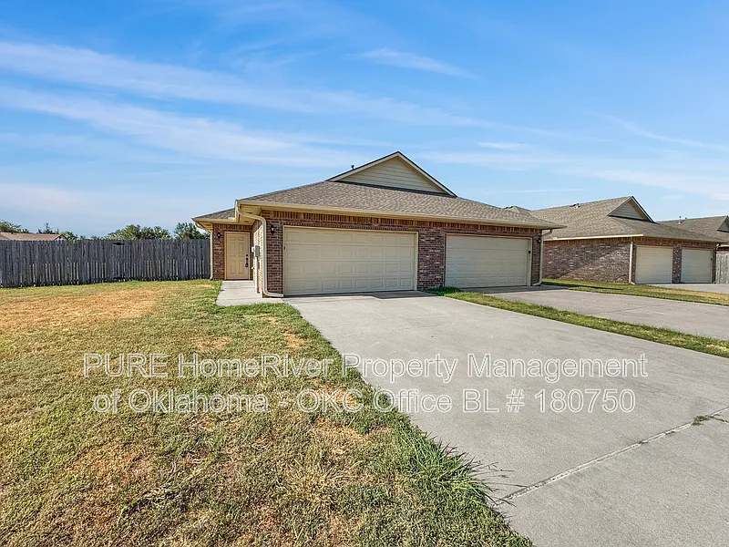 3 bed, 2.0 bath, 1250 sqft, $1,550 — Photo 4