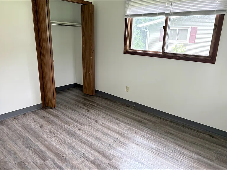 414 Chicago St — Photo 9