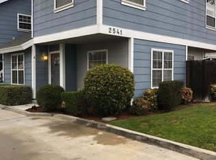 2541 Elden Ave APT B, Costa Mesa, CA 92627