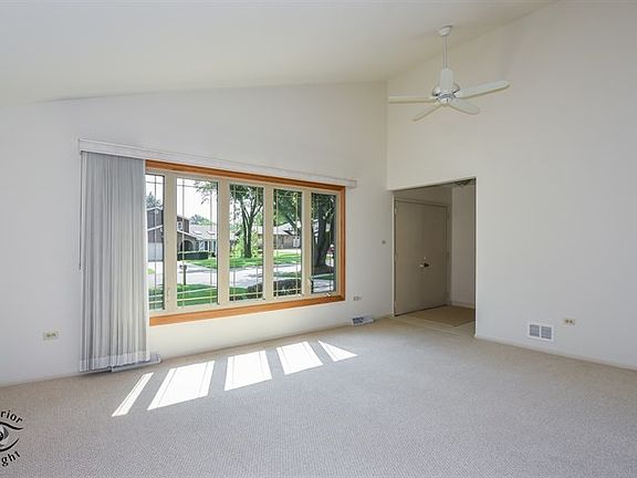 3rd image of 14624 Clydesdale Ln