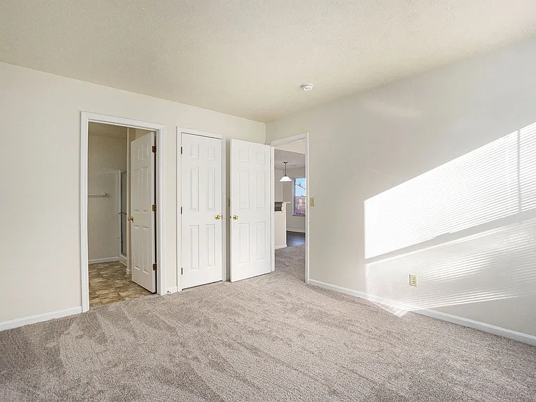 The Vista Apartments and Townhomes — Photo 23